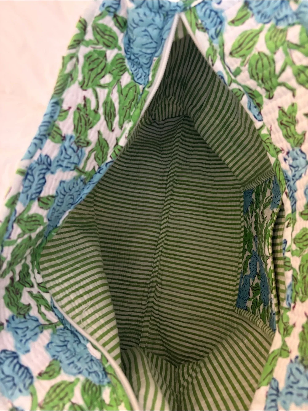 Amazon quilted tote